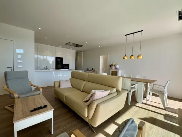 3-bedroom Apartment In Orihuela, Spain (203 M²)