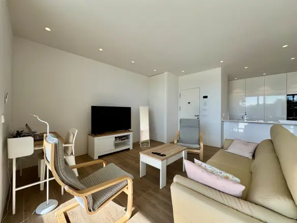3-bedroom Apartment In Orihuela, Spain (203 M²)