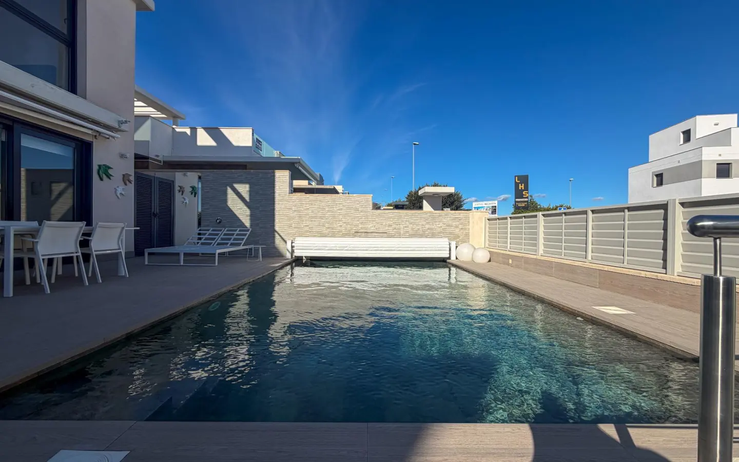 Villa 165 M² In San Miguel De Salinas, Spain – Mediter Real Estate