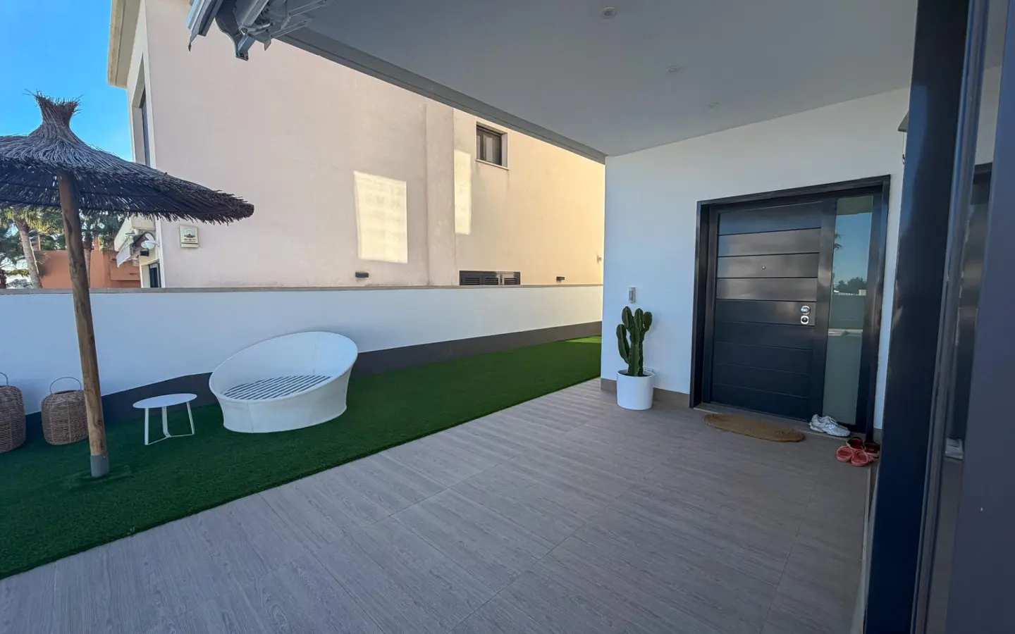 Villa 165 M² In San Miguel De Salinas, Spain – Mediter Real Estate