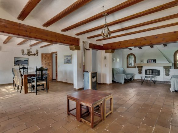 7-bedroom Villa In Jávea, Spain (622 M²)