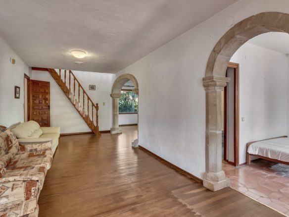 7-bedroom Villa In Jávea, Spain (622 M²)