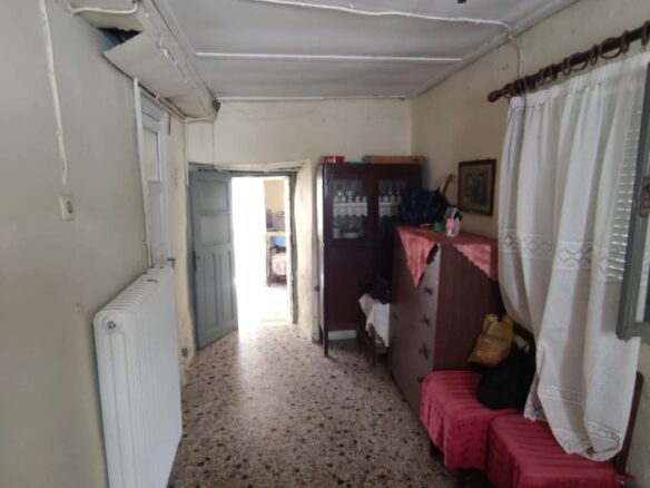 Vl552 -old Detached House 66 Sq M. – Meligalas – €37000