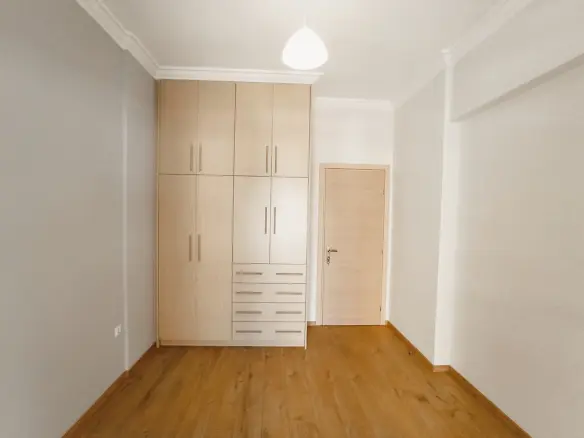 2-bedroom Flat In Attiki, Greece (75 M²)