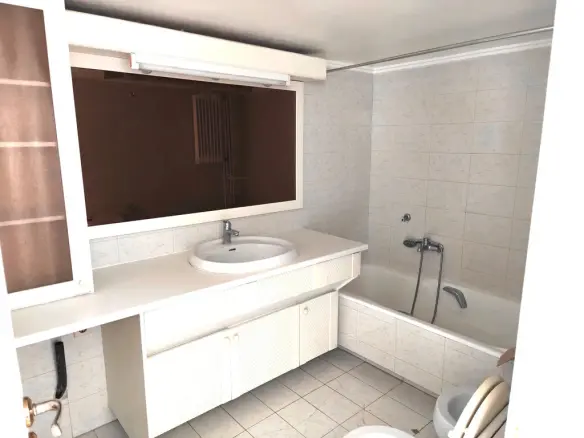 2-bedroom Flat In Glyfada, Greece (74 M²)