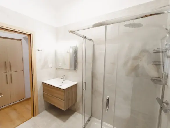 2-bedroom Flat In Attiki, Greece (75 M²)