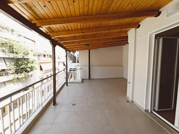 2-bedroom Flat In Attiki, Greece (75 M²)