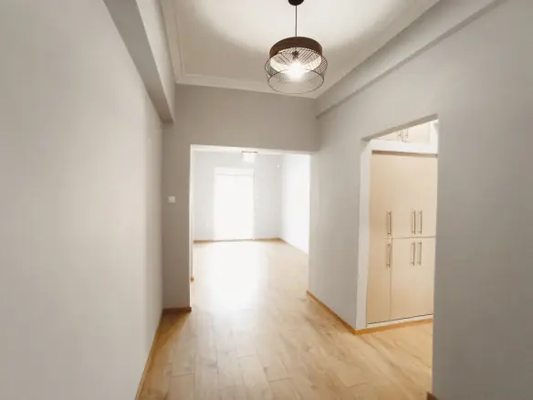 2-bedroom Flat In Attiki, Greece (75 M²)