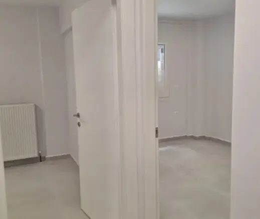 2-bedroom Flat In Center Of Thessaloniki, Greece (70 M²)