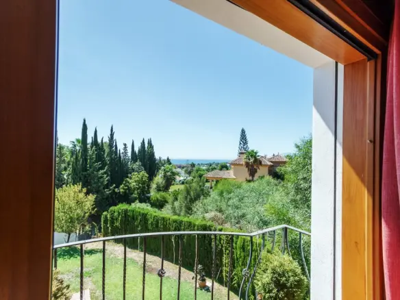 6-bedroom Villa In El Rosario, Spain (598 M²)