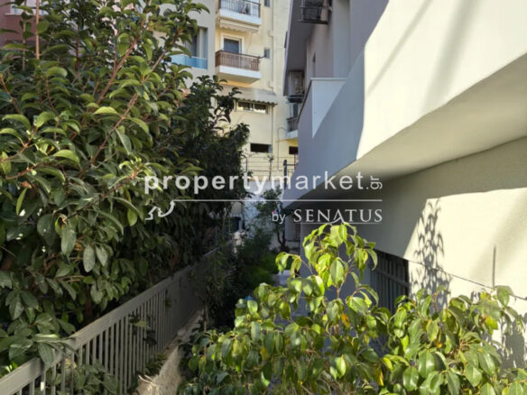 House Of 210 M² In Greece