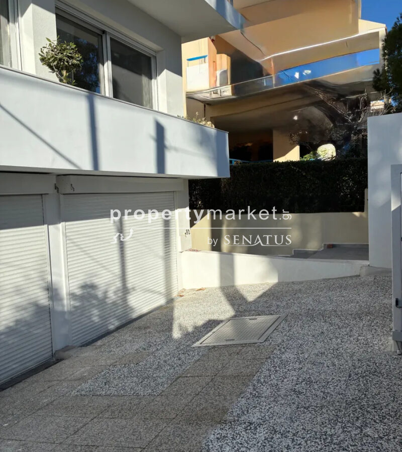 House Of 210 M² In Greece