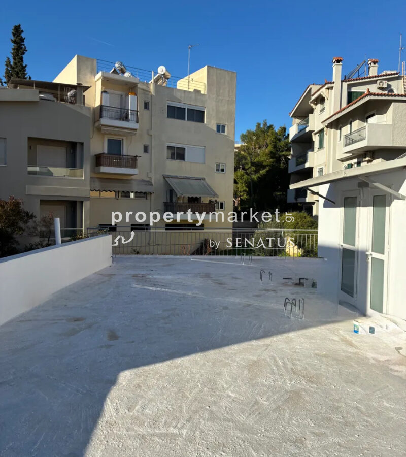 House Of 210 M² In Greece