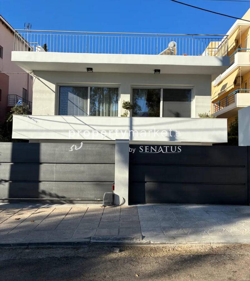 House Of 210 M² In Greece