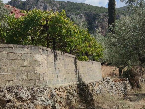 Plot Of 1,304 M² In Arfara, Kalamata