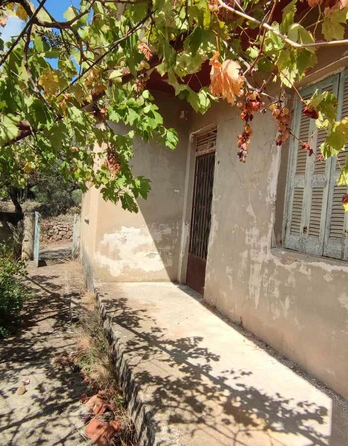 Plot Of 1,304 M² In Arfara, Kalamata