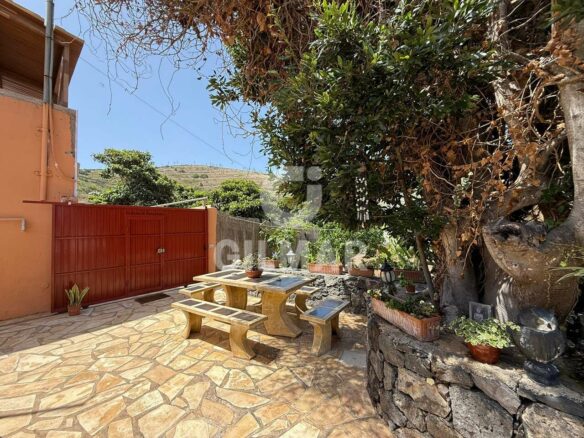 Canarian House In Buenavista Del Norte-garachico, Tenerife