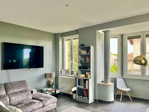6-bedroom Town House In Carcassonne, France (220 M²)