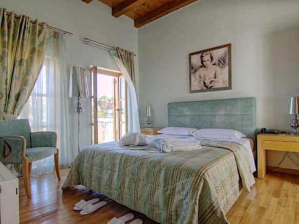 Boutique – Hotel For Sale In Rethymno Crete.