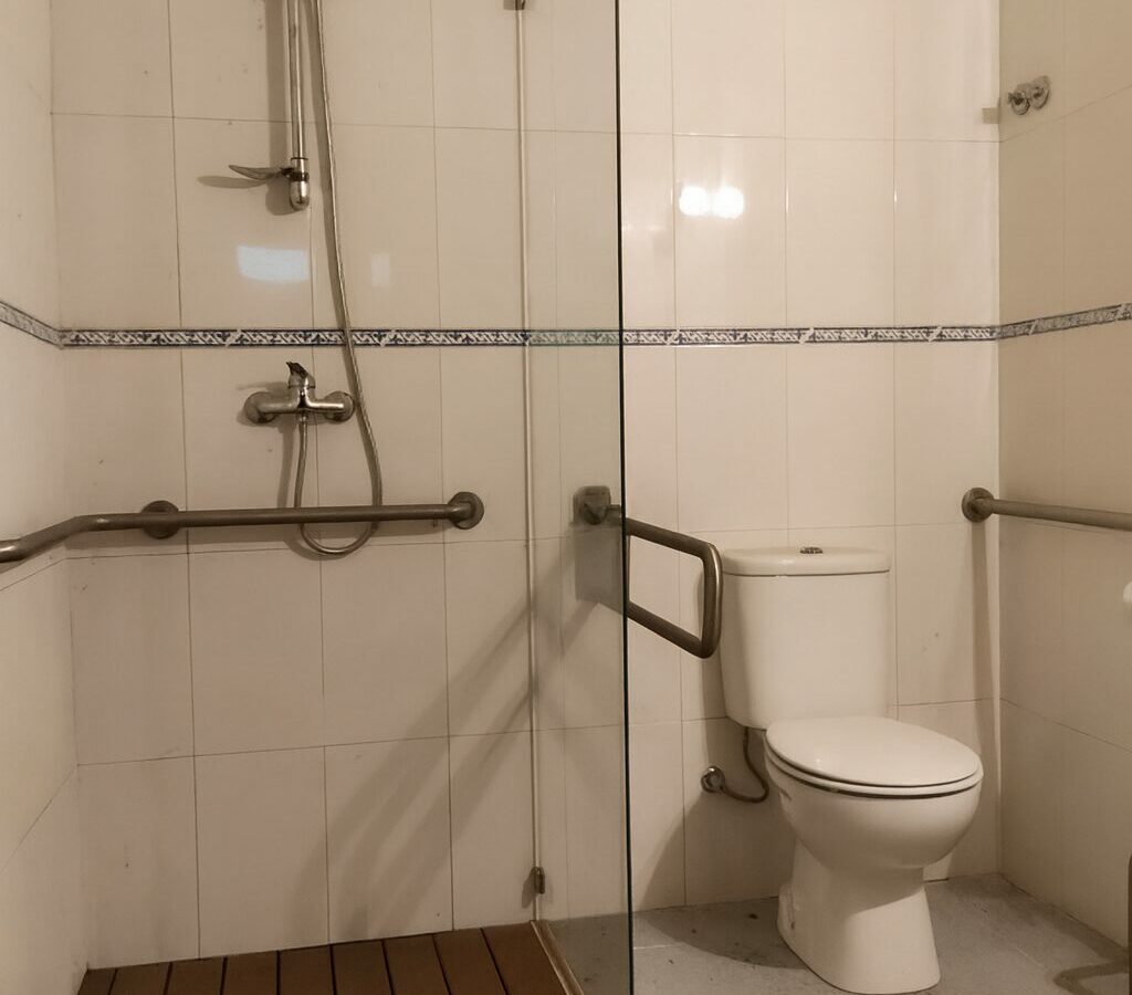 House Of 950 Square Meters, 20 Minutes From The Airport With Garden In Vila Do Conde, Portugal
