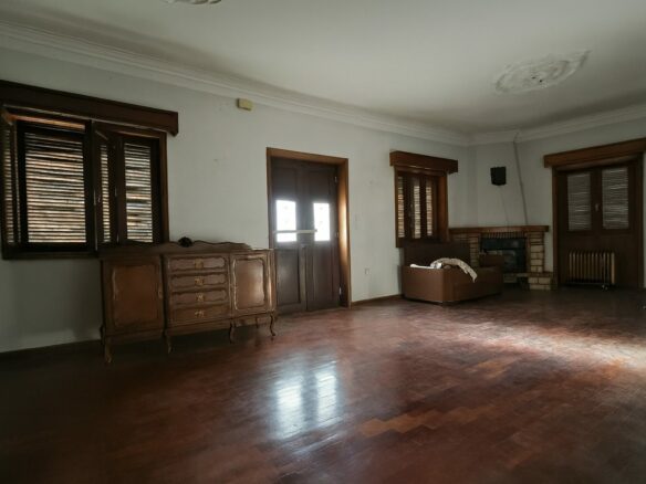 House Of 950 Square Meters, 20 Minutes From The Airport With Garden In Vila Do Conde, Portugal