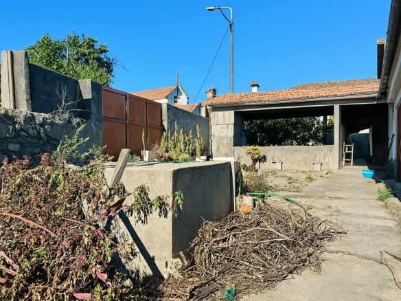 House Of 950 Square Meters, 20 Minutes From The Airport With Garden In Vila Do Conde, Portugal