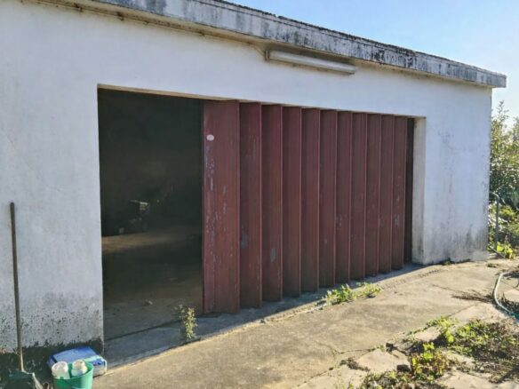 House Of 950 Square Meters, 20 Minutes From The Airport With Garden In Vila Do Conde, Portugal