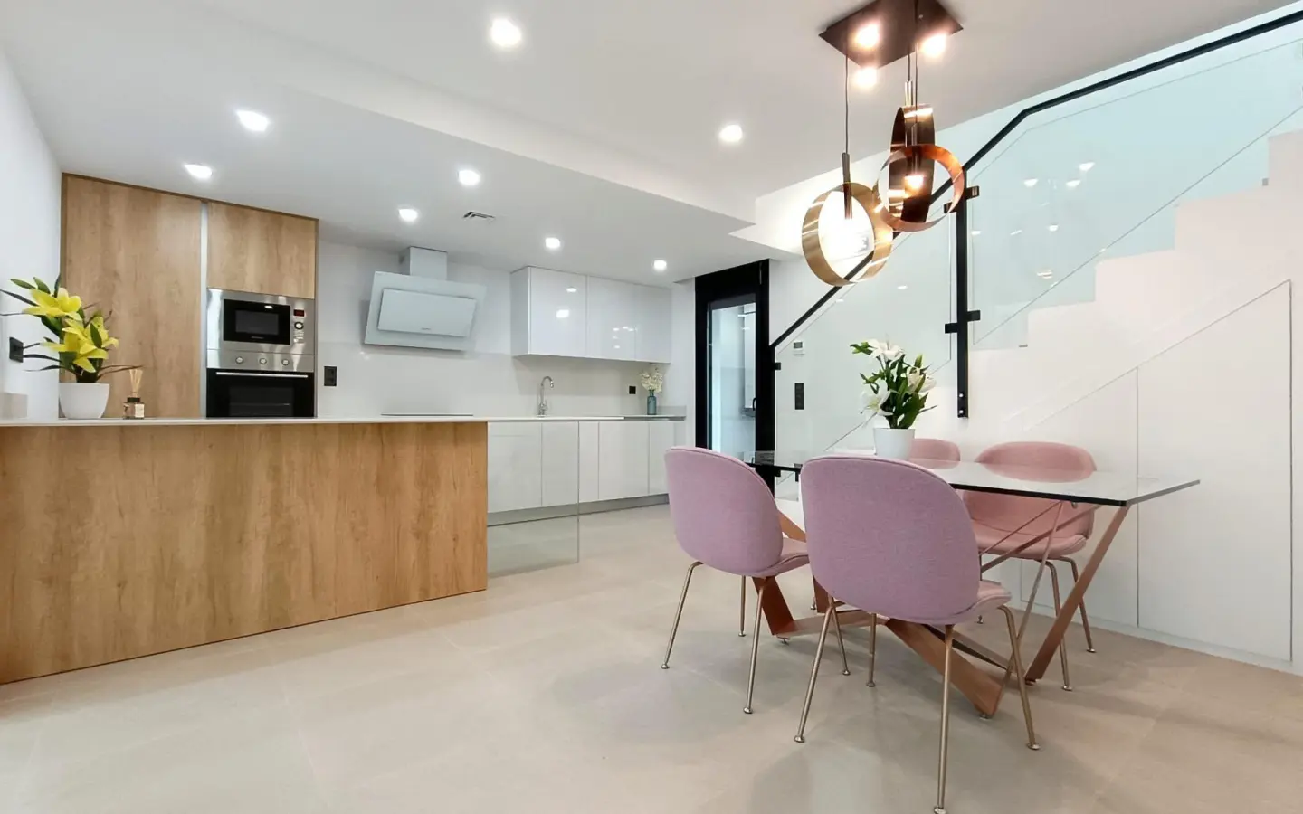 3-bedroom Villa In Benijofar, Spain (138 M²)