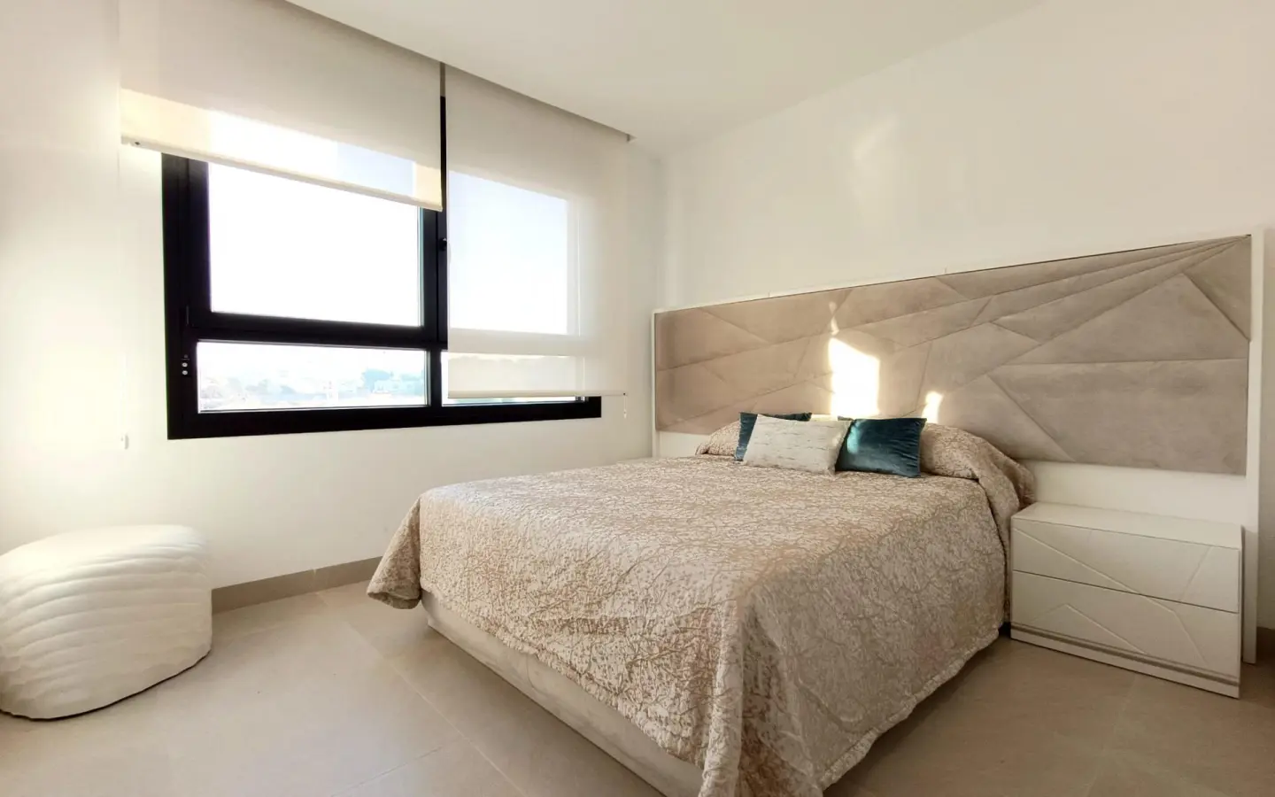 3-bedroom Villa In Benijofar, Spain (138 M²)