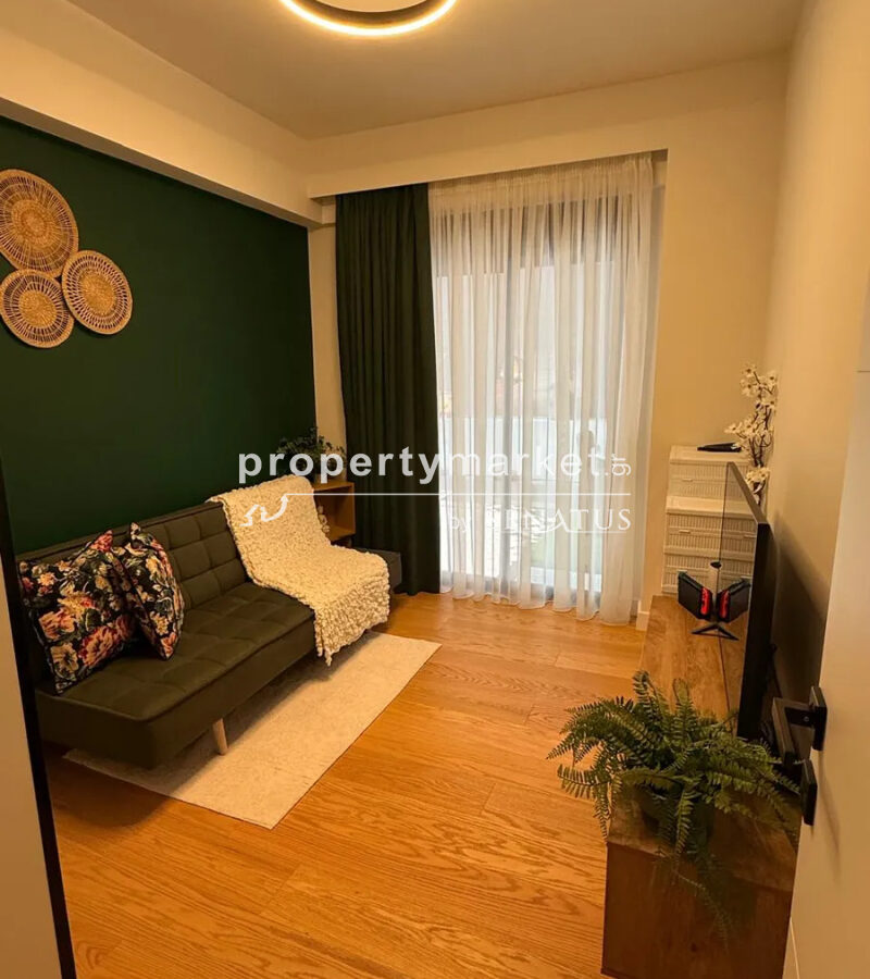 Apartment Of 100 M² With Pool