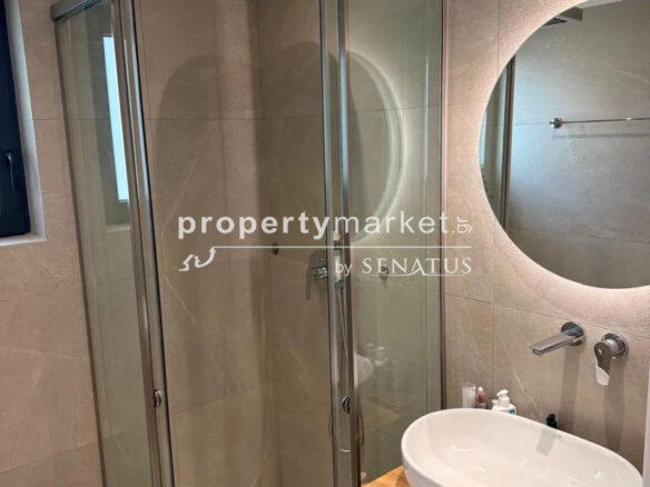 Apartment Of 100 M² With Pool