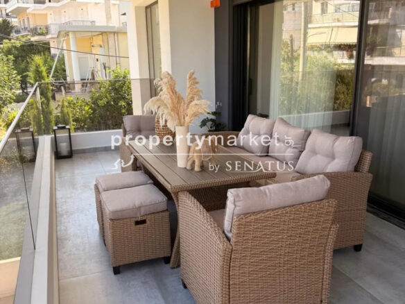 Apartment Of 100 M² With Pool