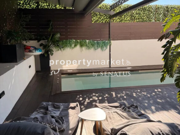 Apartment Of 100 M² With Pool