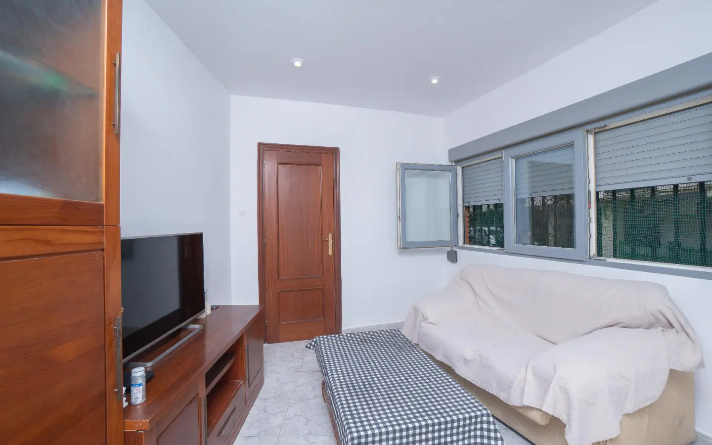 2-bedroom Apartment In Benidorm, Spain (83 M²)