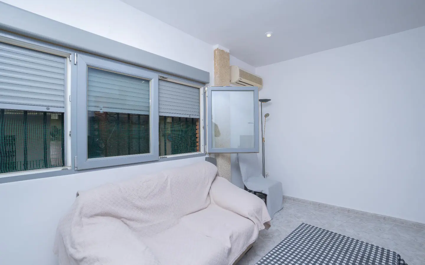2-bedroom Apartment In Benidorm, Spain (83 M²)