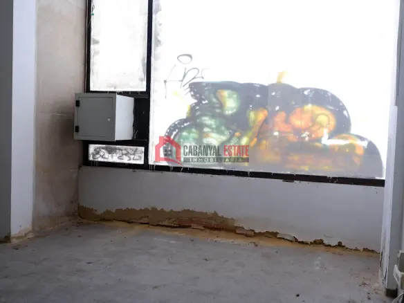 Commercial Premises Of 288 M² In Sagunto, Spain