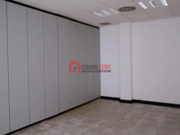 Commercial Premises Of 288 M² In Sagunto, Spain