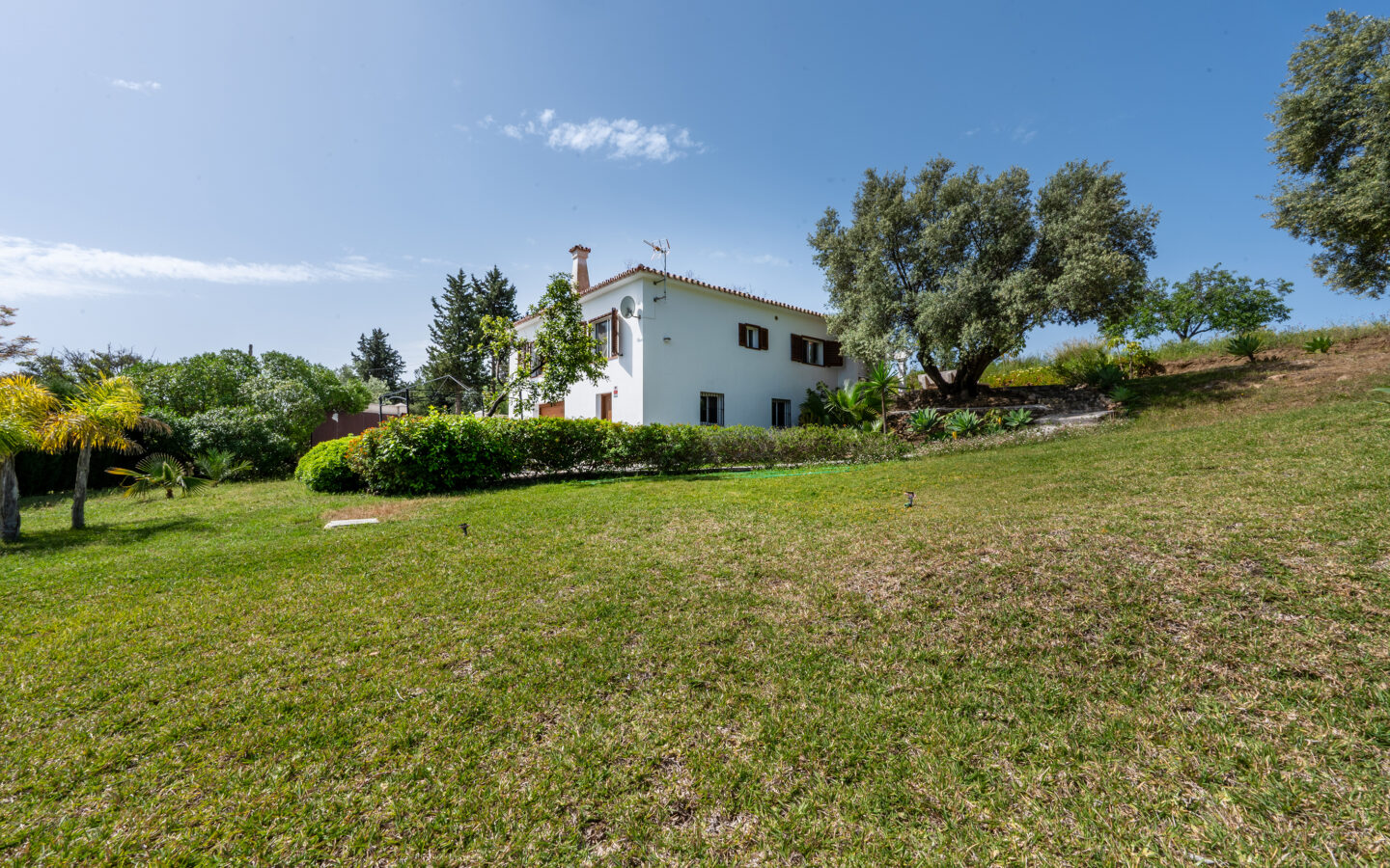 Villa Of 182 M² With Garden In Mijas