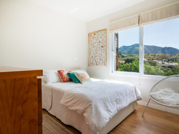 Villa Of 182 M² With Garden In Mijas