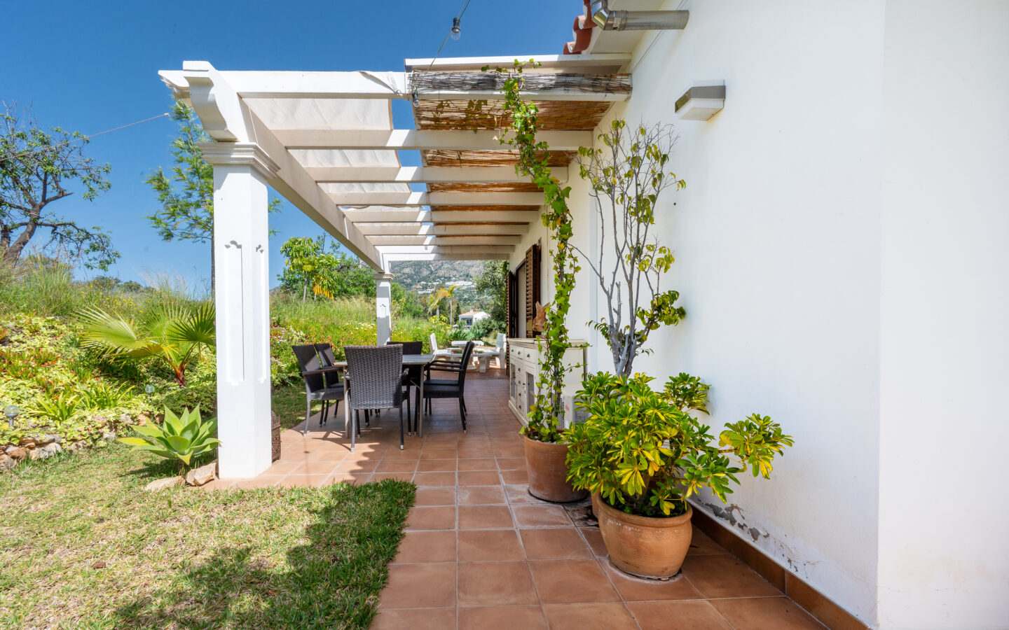 Villa Of 182 M² With Garden In Mijas