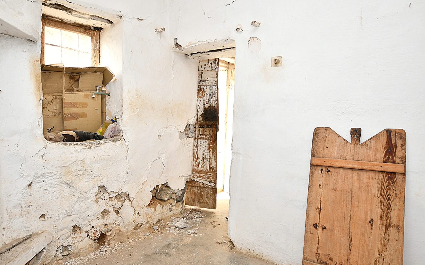 House For Renovation With Views. Kritsa Village – East Crete
