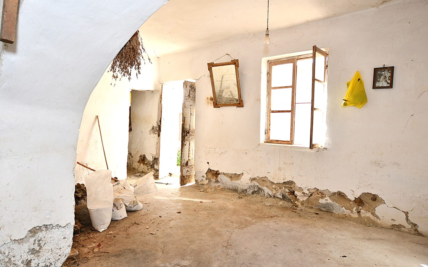 House For Renovation With Views. Kritsa Village – East Crete