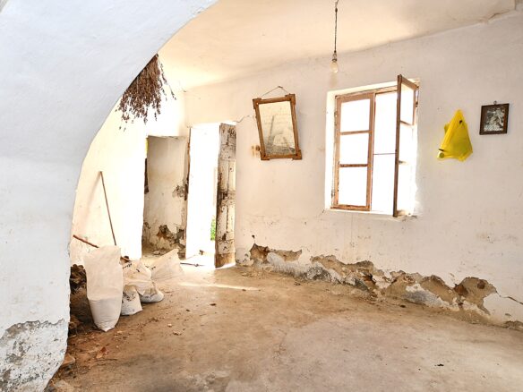 House For Renovation With Views. Kritsa Village – East Crete