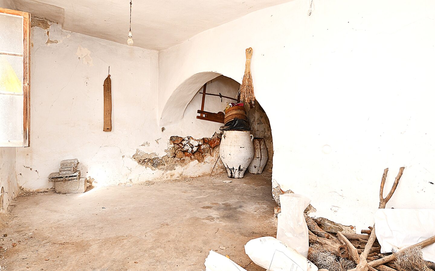 House For Renovation With Views. Kritsa Village – East Crete