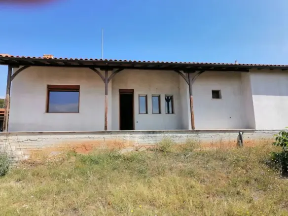 1-bedroom Detached House In Poligiros, Greece (139 M²)