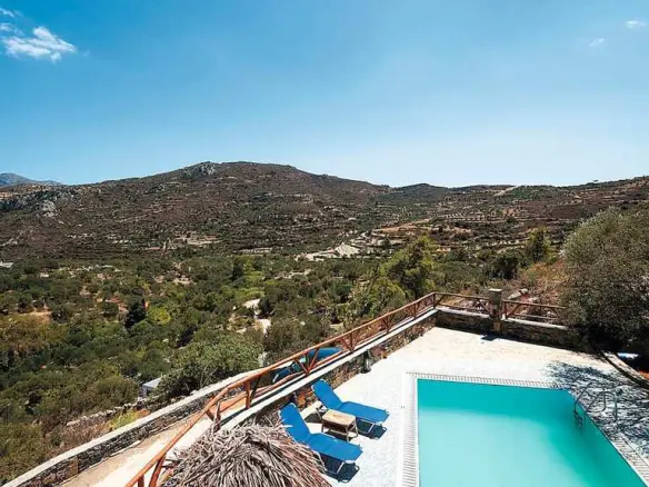 2-bedroom Villa In Agios Nikolaos, Greece (110 M²)