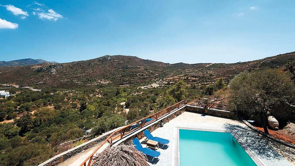 2-bedroom Villa In Agios Nikolaos, Greece (110 M²)
