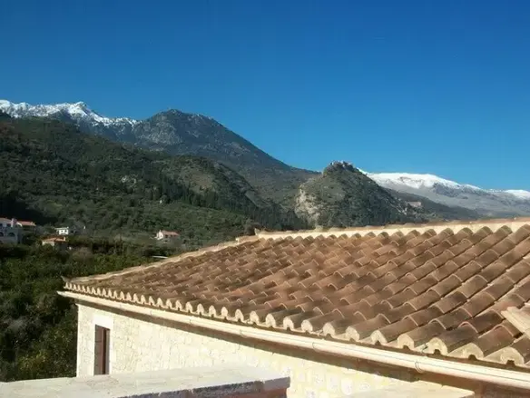 6-bedroom Building In Mistras, Greece (300 M²)