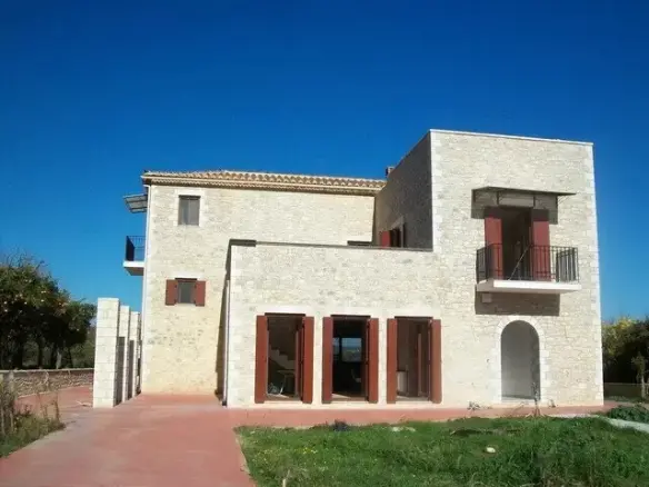 6-bedroom Building In Mistras, Greece (300 M²)