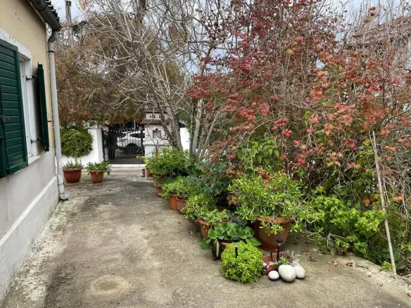 2-bedroom Detached House In Corfu, Greece (69 M²)